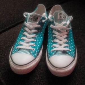 NWOT converse size 11M /13W